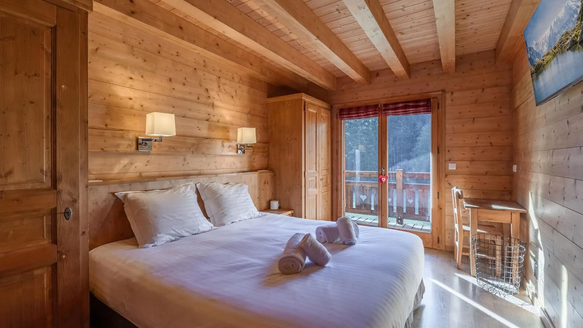 Superbe Chalet Pour 14 Pers. Avec Spa, Cheminee Et Fitness, A 10 Min Du Centre De Morzine - Fr-1-754-17