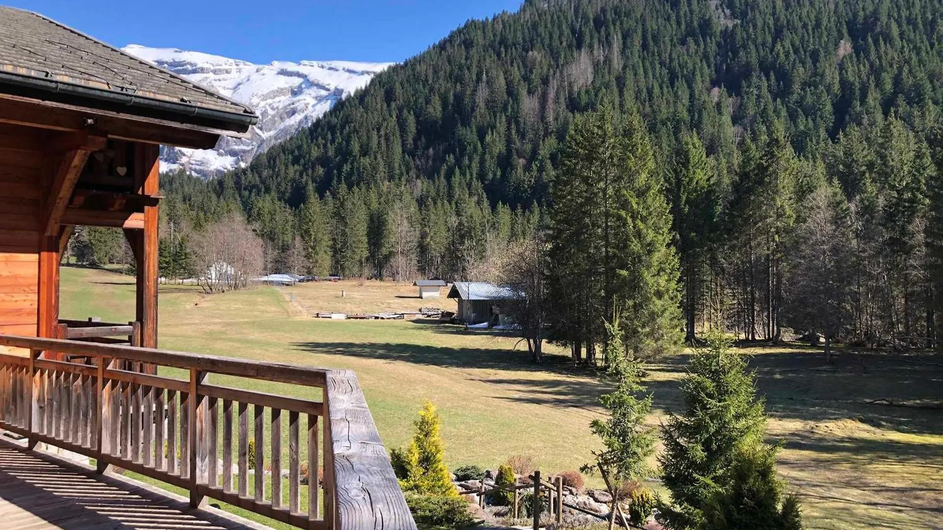 Superbe Chalet Pour 14 Pers. Avec Spa, Cheminee Et Fitness, A 10 Min Du Centre De Morzine - Fr-1-754-17 France